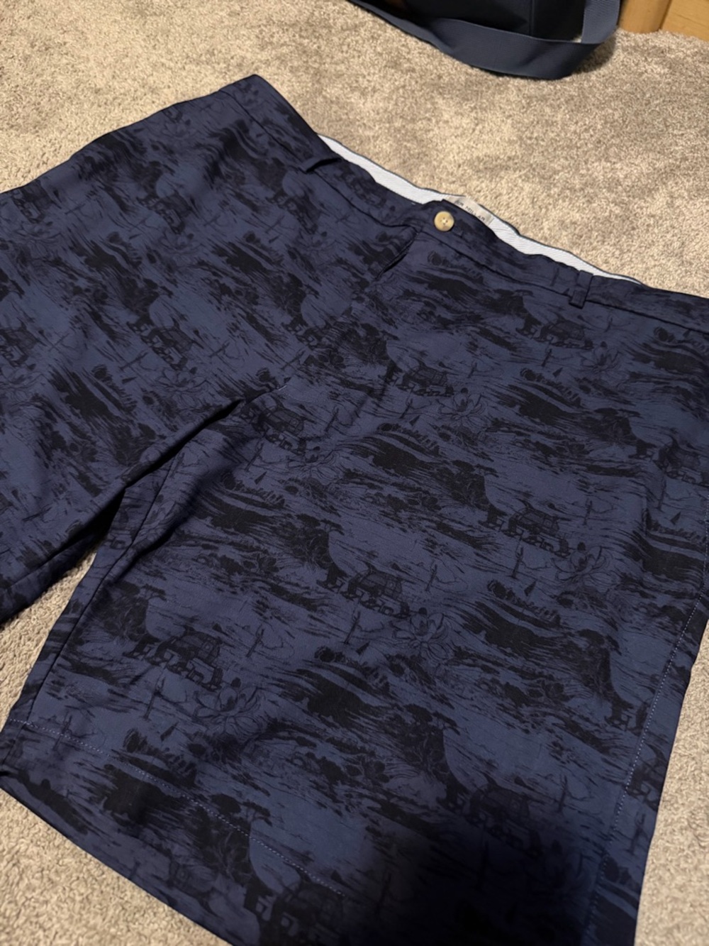 Peter Millar Navy and Black Patterned Flat Front Shorts size 42
